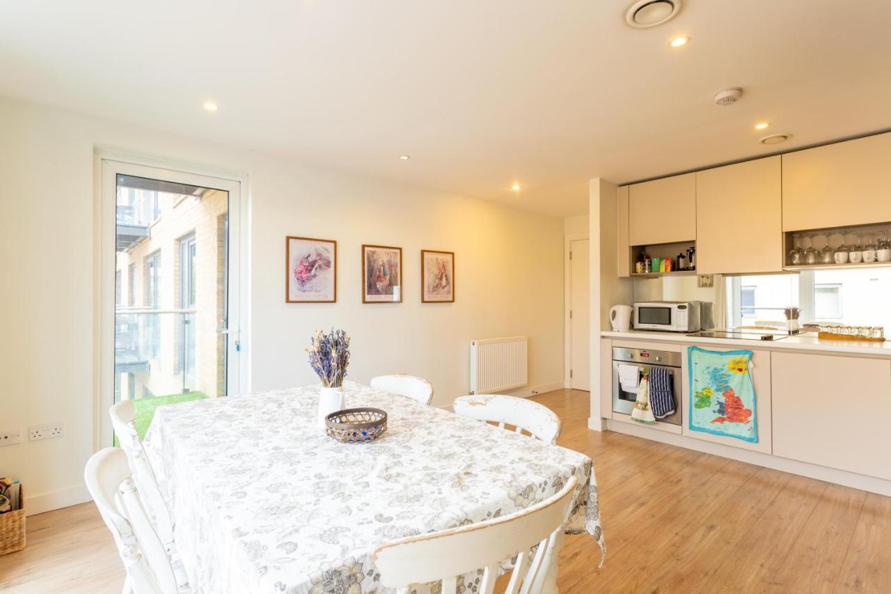 Amazing Modern 2 Bedroom Flat In Greenwich For 4 People Londres Exterior foto